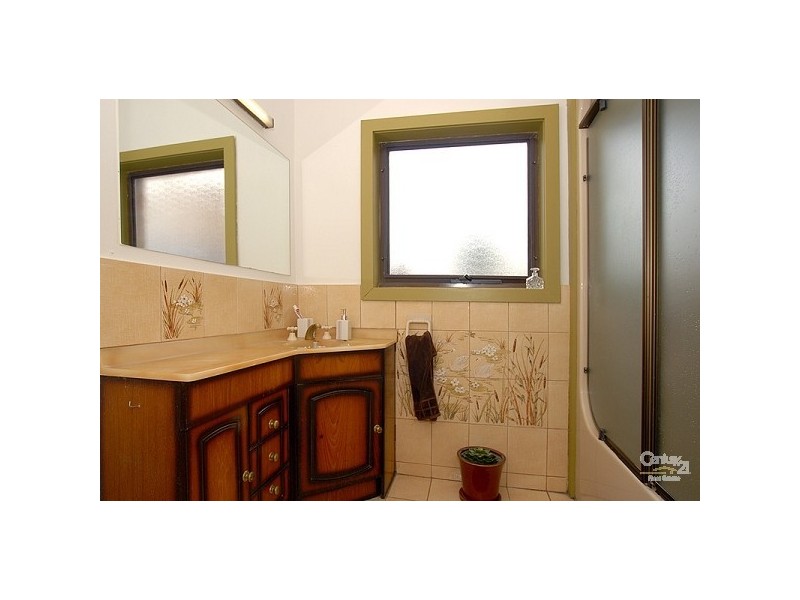 2 Aonach Street, Clayton South VIC 3169