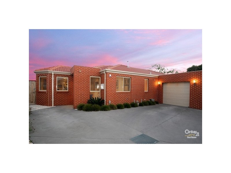 2/51 Leonard Close, Clarinda VIC 3169