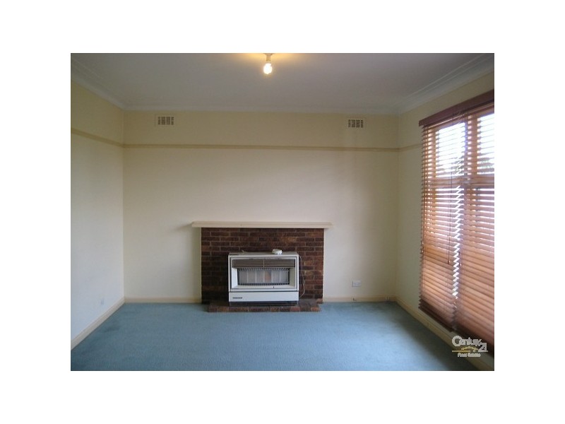 35 Harlington Street, Clayton VIC 3168