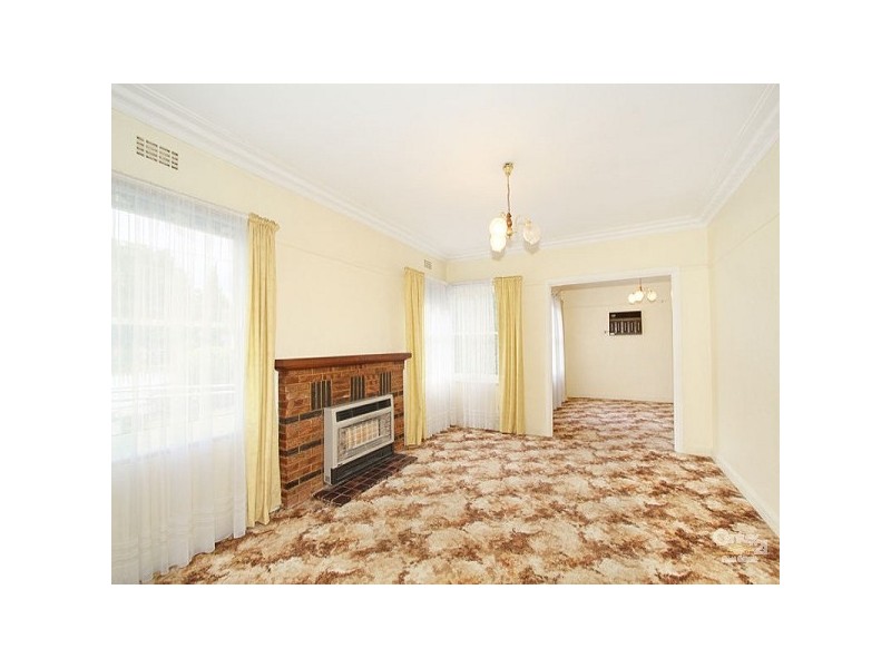 14 Claudel Street, Oakleigh East VIC 3166