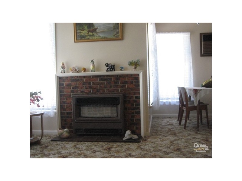 15 Merlyn Avenue, Clayton South VIC 3169