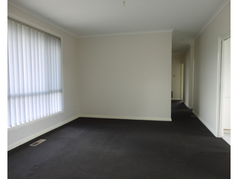 2/61 Macrina Street, Oakleigh East VIC 3166