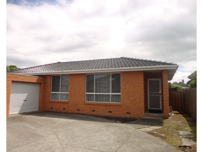 2/61 Macrina Street, Oakleigh East VIC 3166