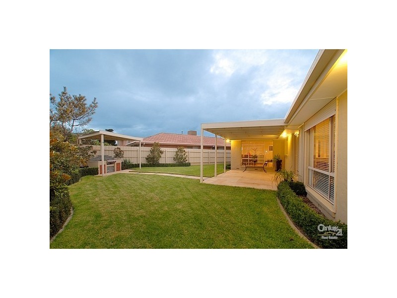 15 Vanessa Court, Oakleigh South VIC 3167