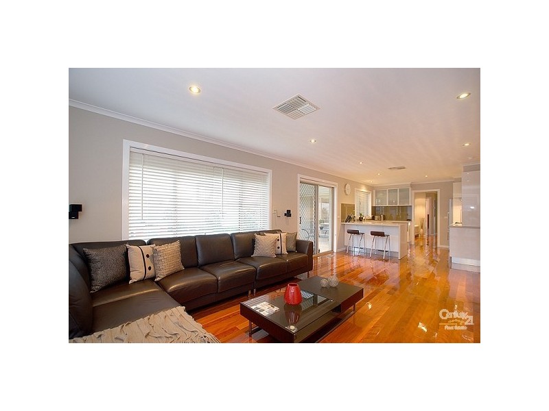 15 Vanessa Court, Oakleigh South VIC 3167