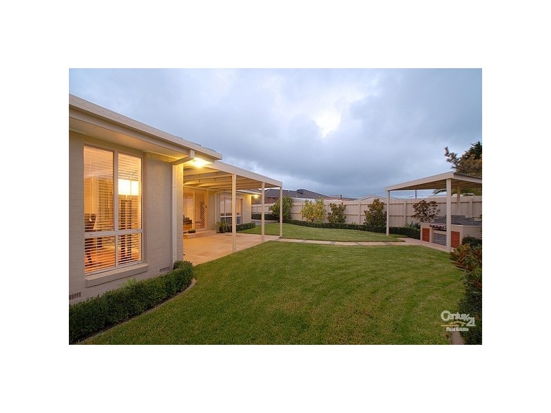 15 Vanessa Court, Oakleigh South VIC 3167