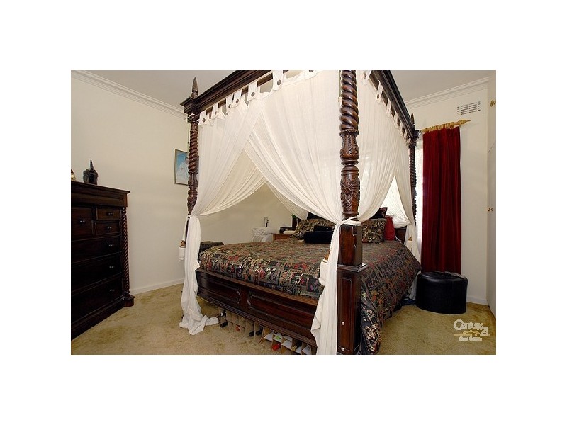 2 Aonach Street, Clayton South VIC 3169