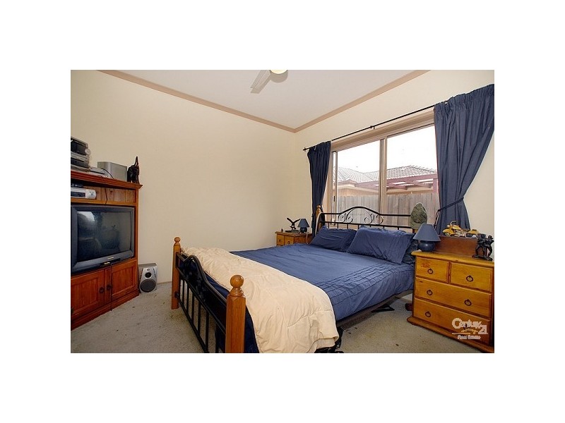 2 Aonach Street, Clayton South VIC 3169