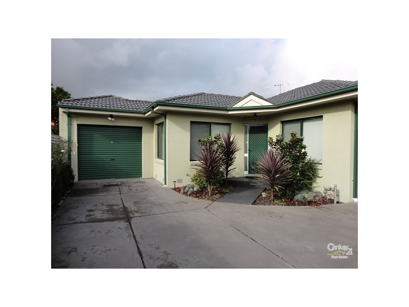 2/2 Mc Gregor, Clayton VIC 3168
