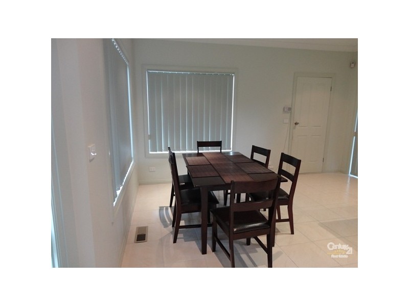 2/2 Mc Gregor, Clayton VIC 3168