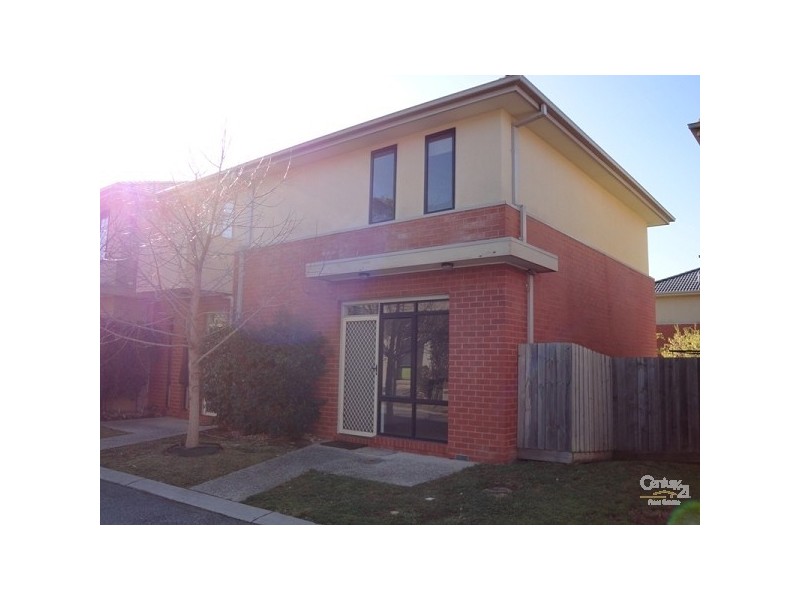 11 Shady Mews, Clayton VIC 3168