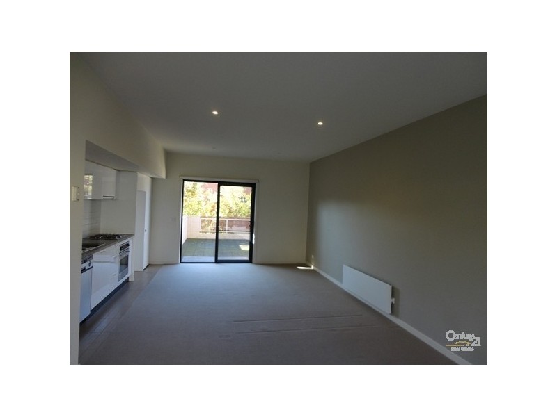 11 Shady Mews, Clayton VIC 3168
