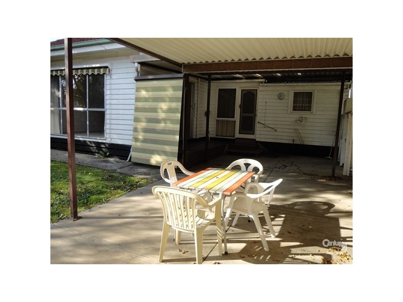 35 Koonawarra Street, Clayton VIC 3168