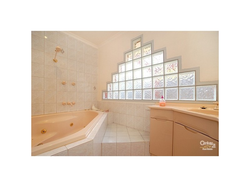 13 Sharra Court, Clarinda VIC 3169