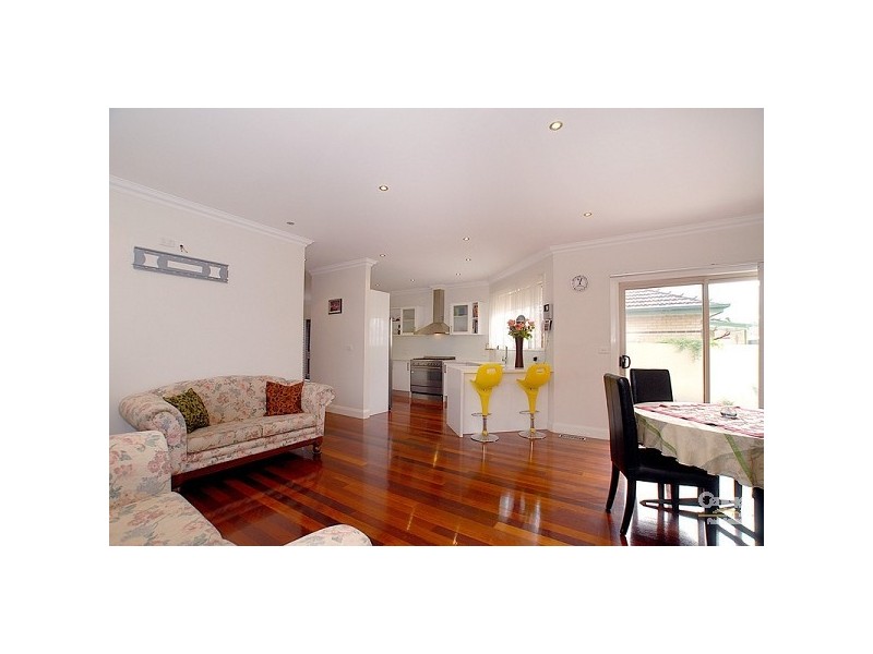 1/24 Elder Street, Clayton South VIC 3169