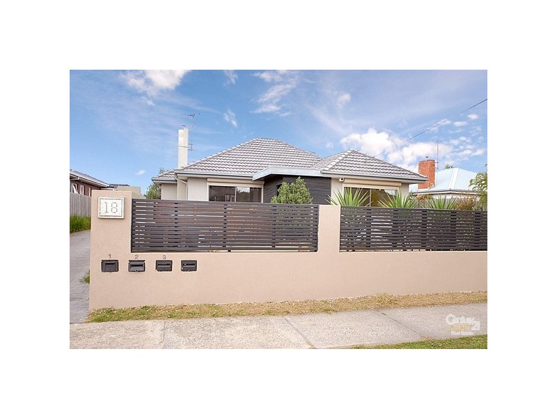 1/18 Knight Street, Clayton VIC 3168