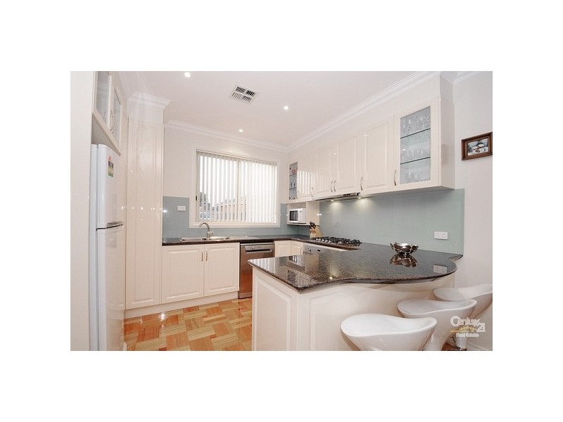 2/51 Leonard Close, Clarinda VIC 3169