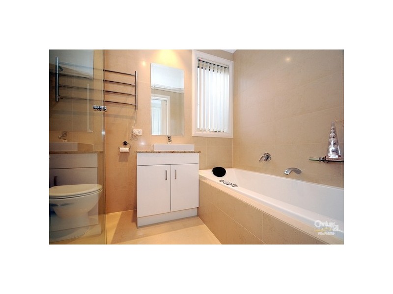 2/51 Leonard Close, Clarinda VIC 3169