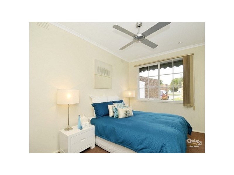 1/113 Warrigal Road, Mentone VIC 3194