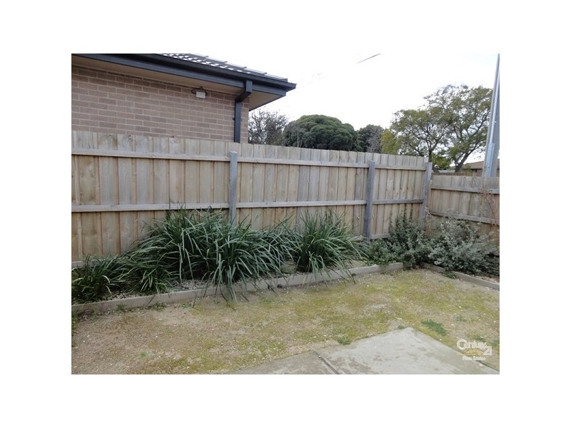 21 Manoon Road, Clayton South VIC 3169