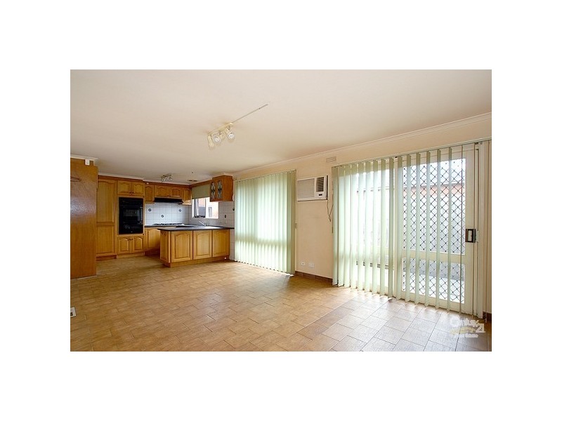 4 Lynian Court, Clarinda VIC 3169