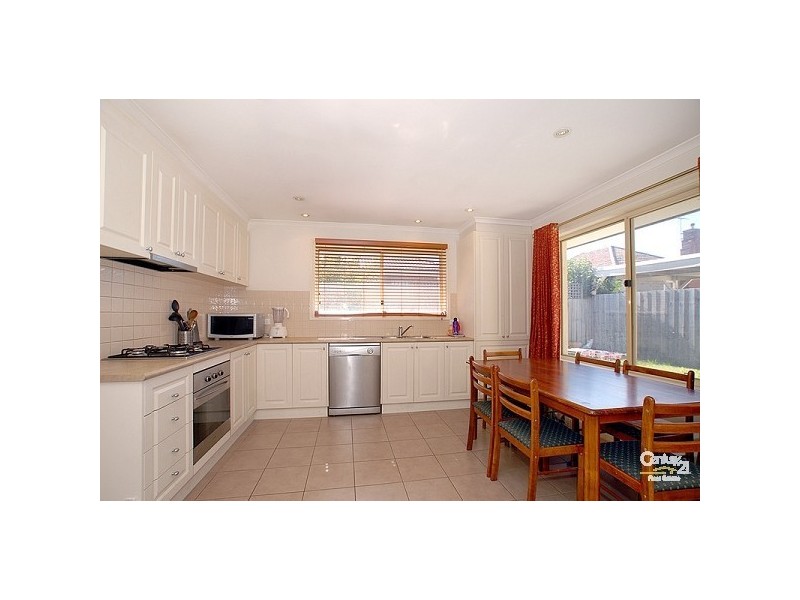 2/79 Kionga Street, Clayton VIC 3168