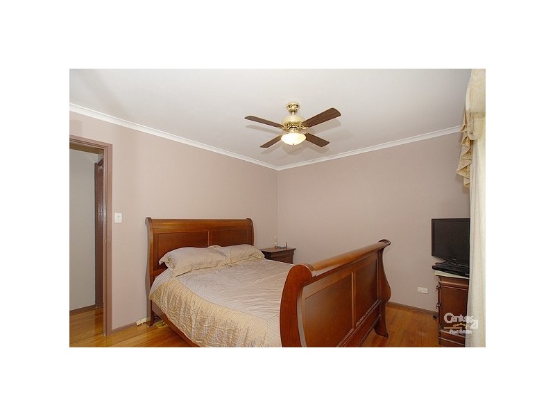 9 Tully Road, Clarinda VIC 3169