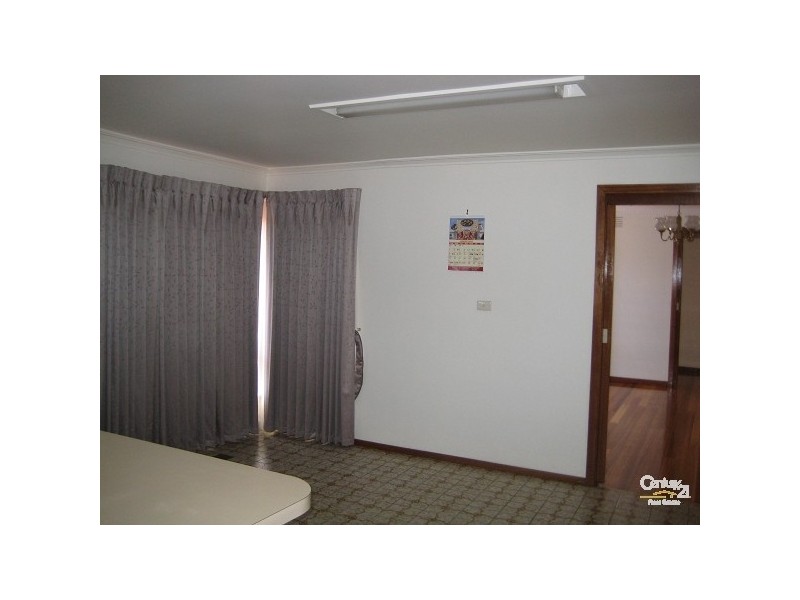 18 Cleary Court, Clayton South VIC 3169