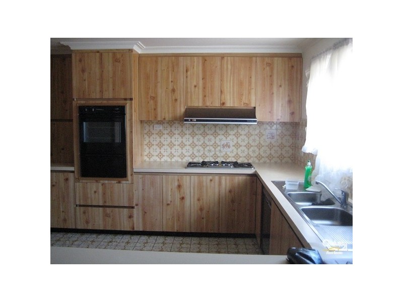 18 Cleary Court, Clayton South VIC 3169