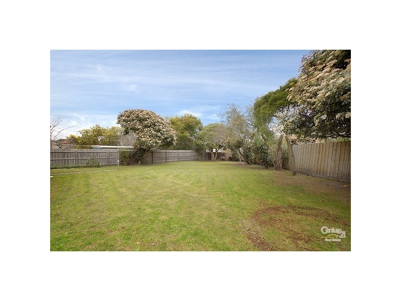 5 Darren Court, Clarinda VIC 3169
