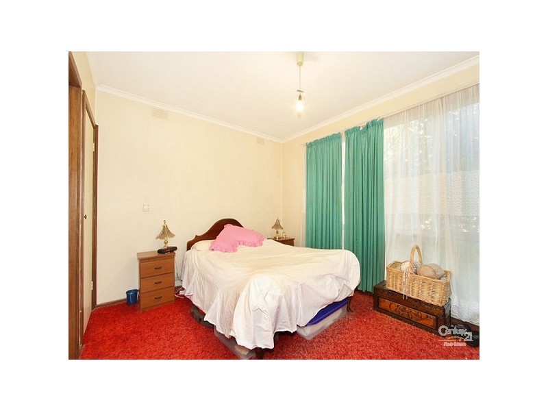 5 Oakes Avenue, Clayton South VIC 3169