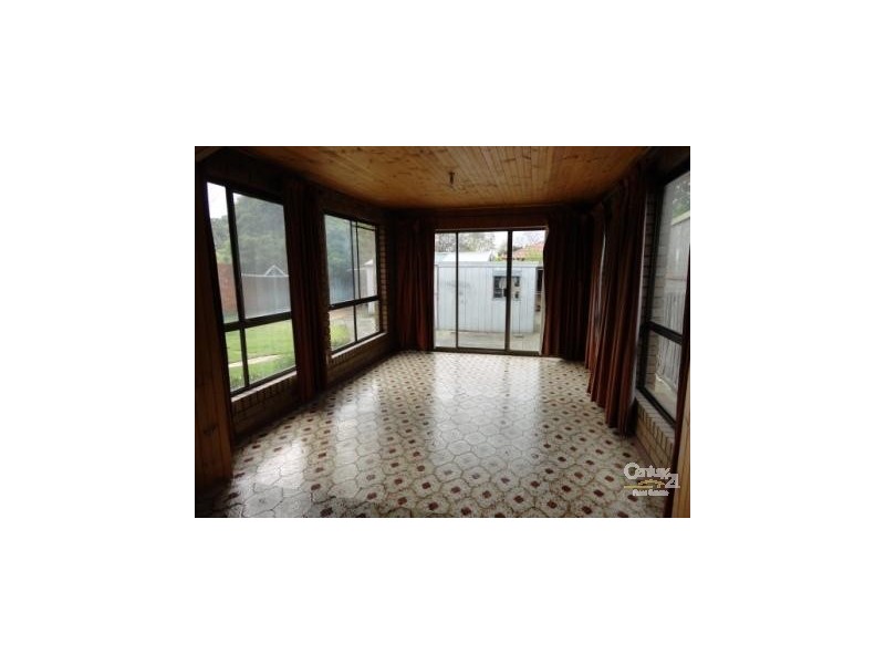 5 Oakes Avenue, Clayton South VIC 3169