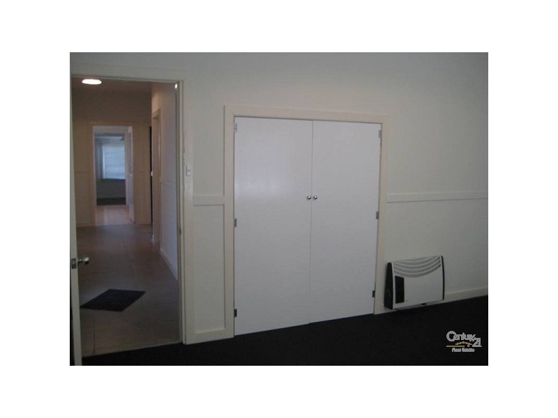 36 Wellington Road, Clayton VIC 3168