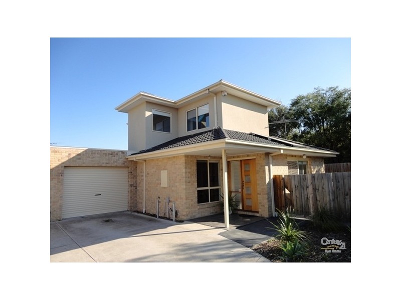 2/61 Carmichael Road, Oakleigh East VIC 3166