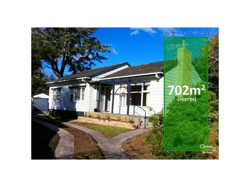 8 Tullius Avenue, Oakleigh East VIC 3166