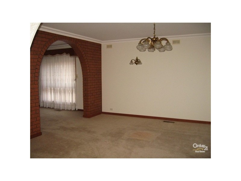 19 Scotsburn Avenue, Oakleigh South VIC 3167