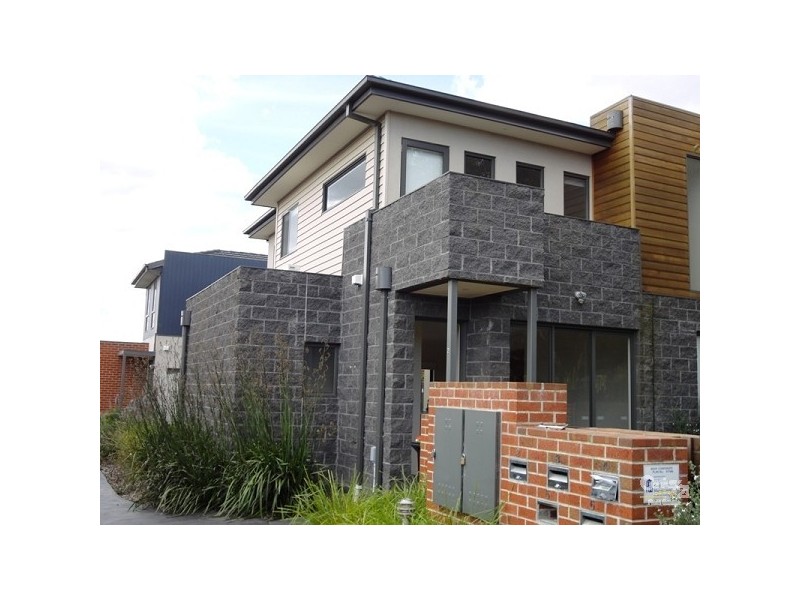 2/31-33 Tully Road, Clarinda VIC 3169