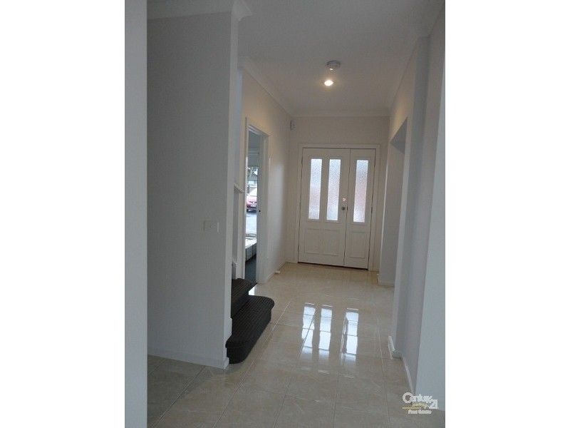 2/40 Jaguar Drive, Clayton VIC 3168