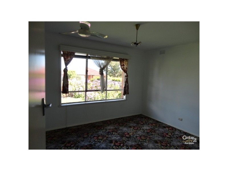 35 Glencannon Crescent, Clayton South VIC 3169