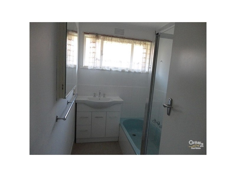 35 Glencannon Crescent, Clayton South VIC 3169