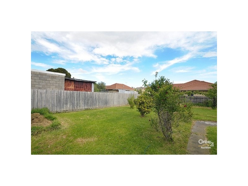 24 McMillan Street, Clayton South VIC 3169