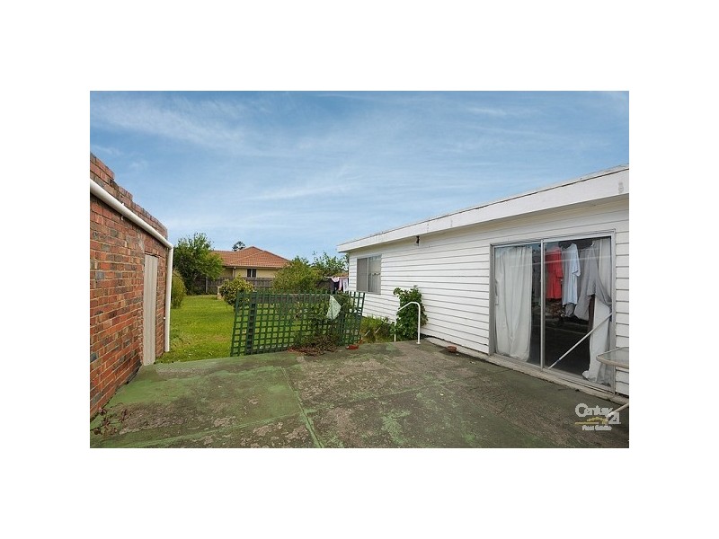 24 McMillan Street, Clayton South VIC 3169