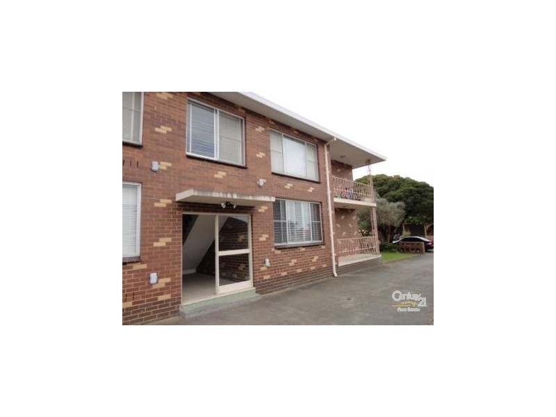 1/9 Panorama Street, Clayton VIC 3168