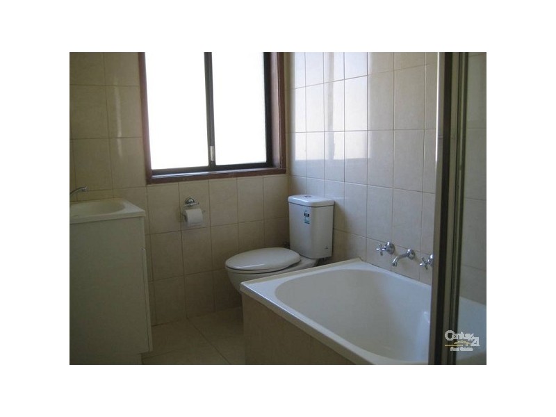 6 Hopkins Court, Clayton South VIC 3169