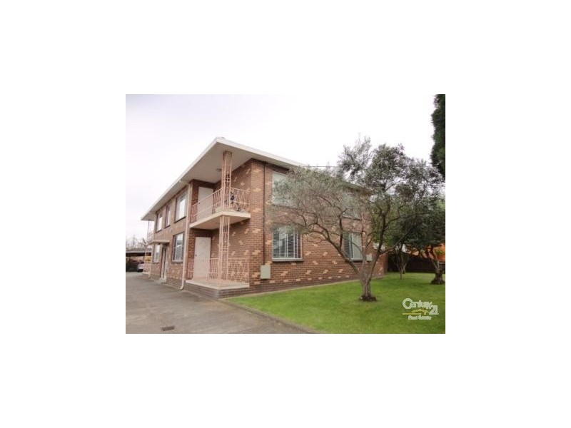 4/9 Panorama Street, Clayton VIC 3168