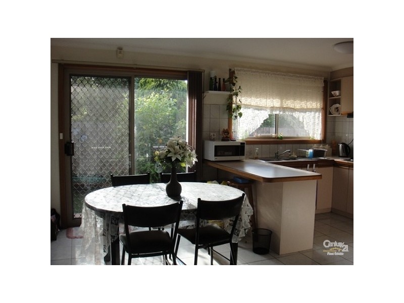 2/5 Edwin Court, Clarinda VIC 3169