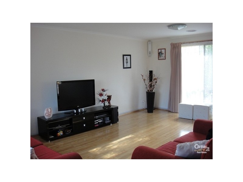 2/5 Edwin Court, Clarinda VIC 3169