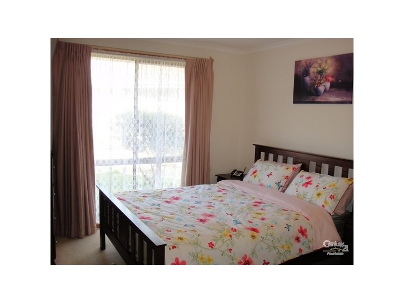 2/5 Edwin Court, Clarinda VIC 3169