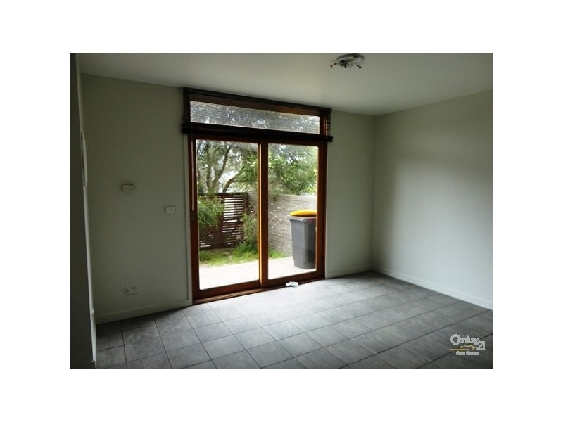 6/27-29 Clayton Road, Oakleigh East VIC 3166