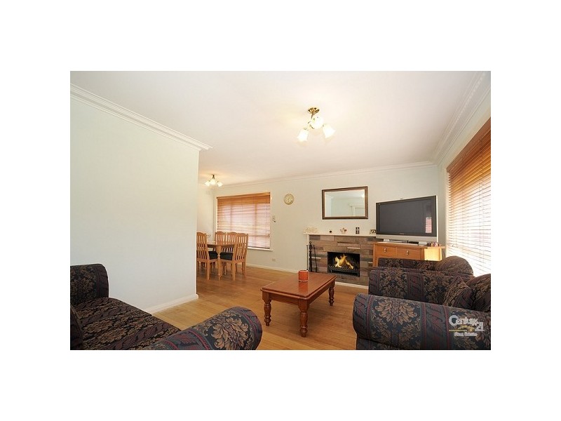 34 Bernard Street, Cheltenham VIC 3192
